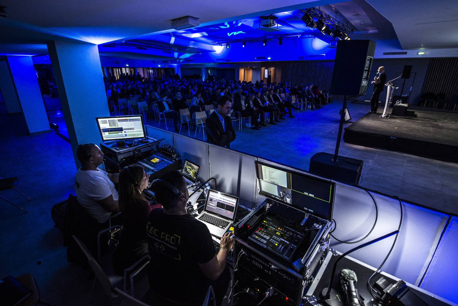 Séminaires et soirées entreprises à toulon dans le  Var