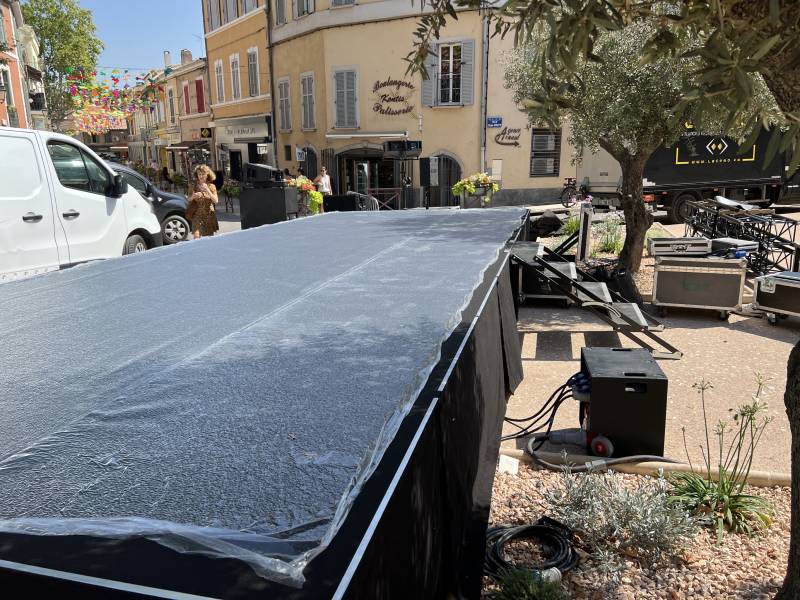 location podiums et scènes à saint cyr sur mer dans le var