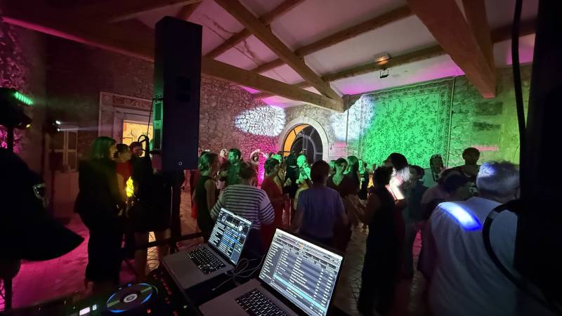 Prestation animation dj soirées entreprise à Mallemort dans les bouches du rhones