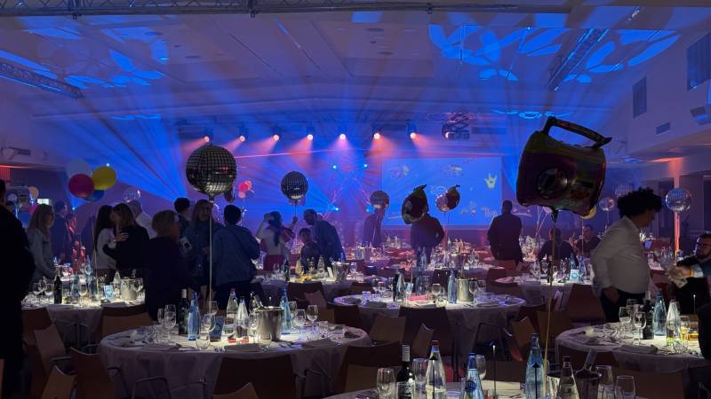 prestataire technique pour seminaire et soirée dans le var à toulon