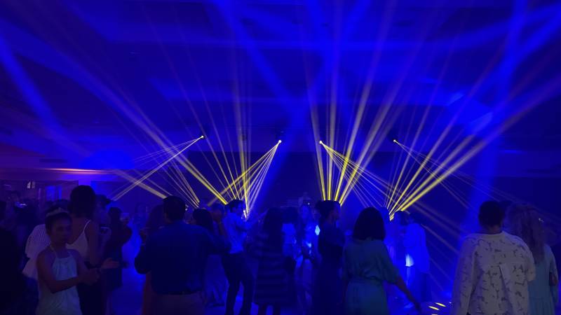 location sonorisation et éclairage pour séminaire et soirée a six fours dans le var